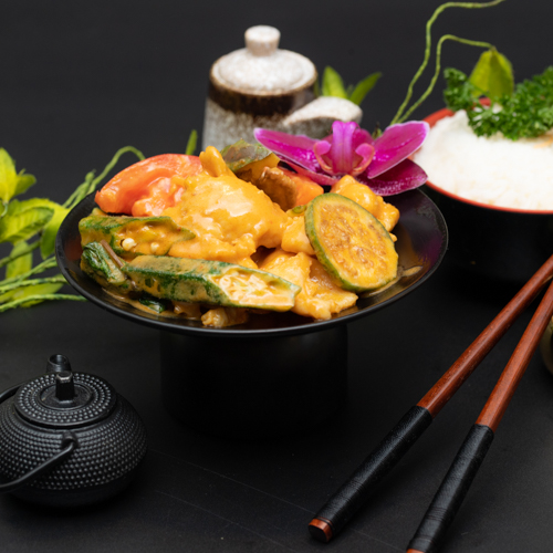 Poulet au curry rouge piquant